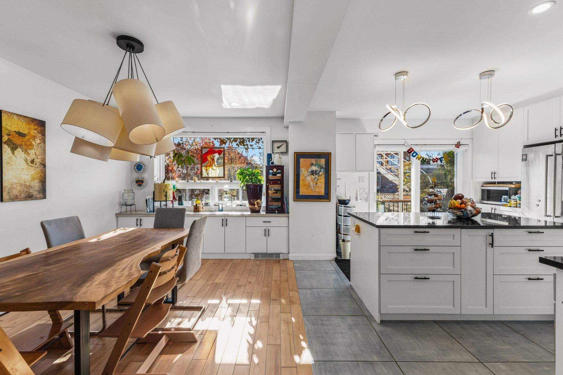 









6878

 - 6882


Av. Louis-Hébert

,
Montréal (Rosemont/La Petite-Patrie),




QC
H2G2G9

