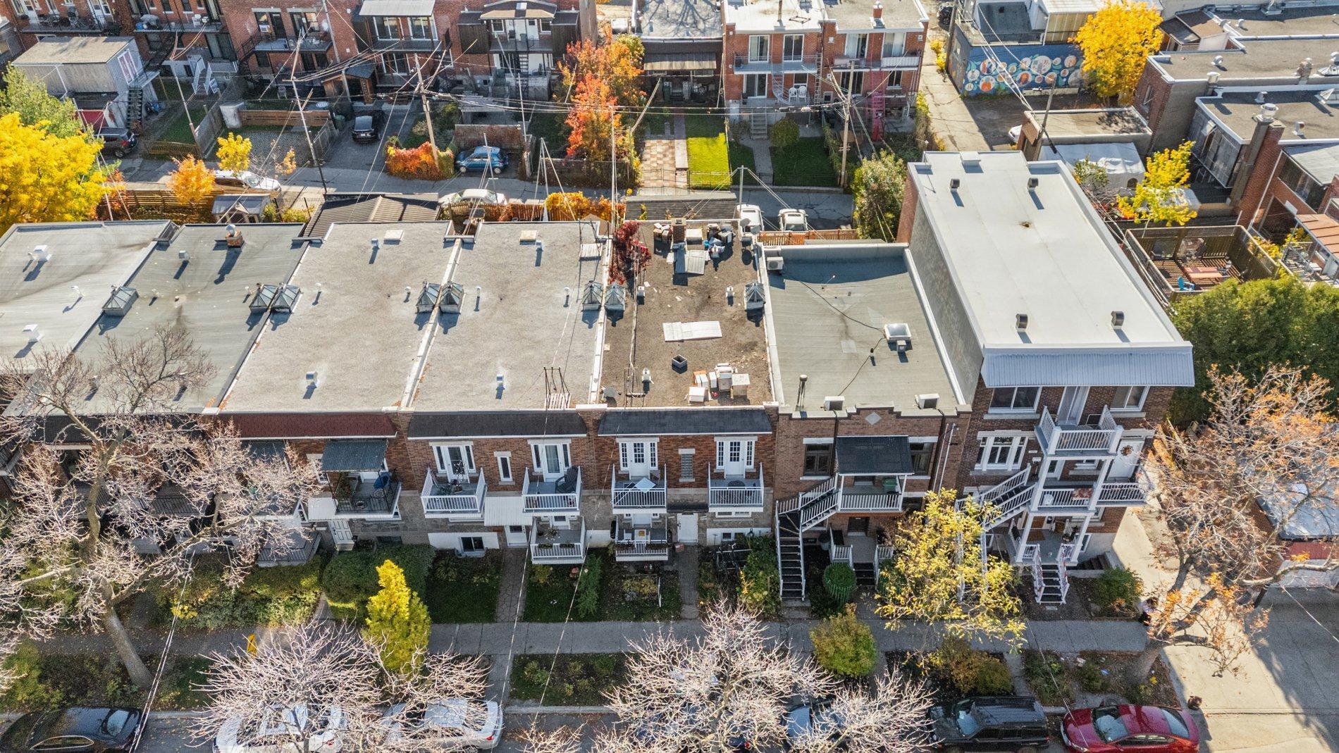 









6878

 - 6882


Av. Louis-Hébert

,
Montréal (Rosemont/La Petite-Patrie),




QC
H2G2G9

