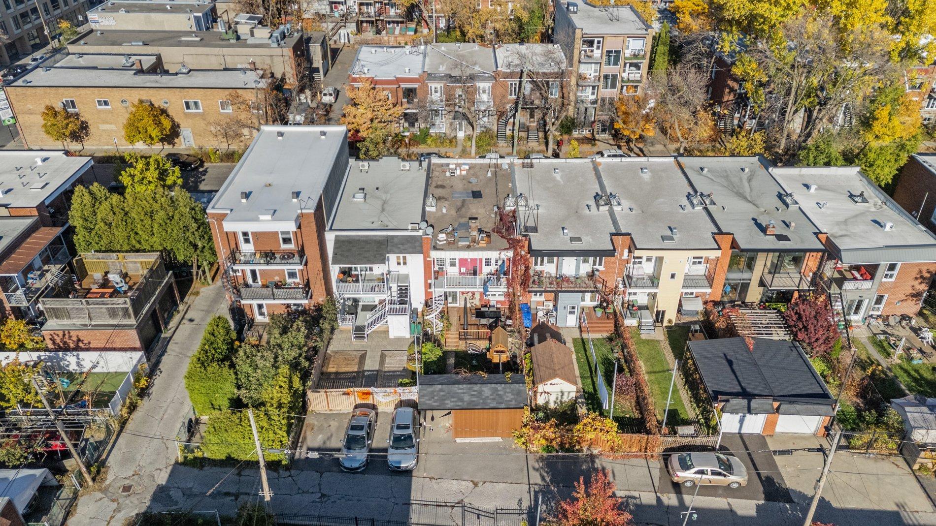 









6878

 - 6882


Av. Louis-Hébert

,
Montréal (Rosemont/La Petite-Patrie),




QC
H2G2G9

