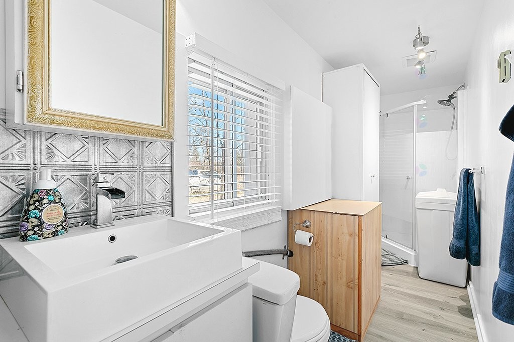 









1105


Ch. de la Pointe-Indienne

,
Pontiac,




QC
J0X2V0

