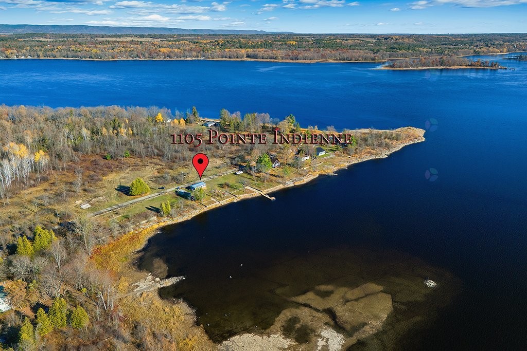 









1105


Ch. de la Pointe-Indienne

,
Pontiac,




QC
J0X2V0

