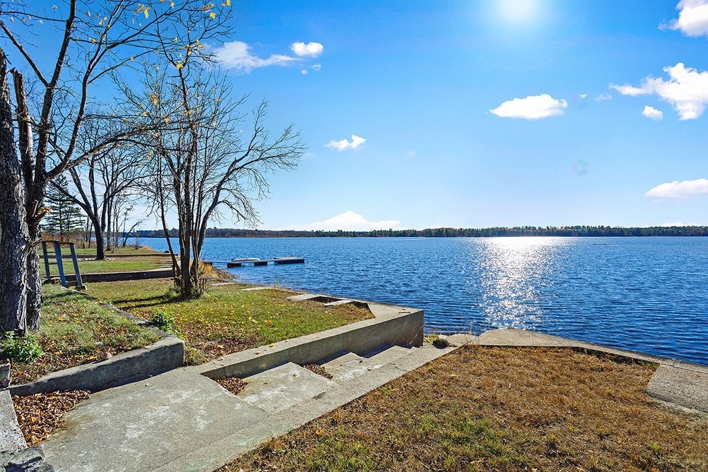 









1105


Ch. de la Pointe-Indienne

,
Pontiac,




QC
J0X2V0

