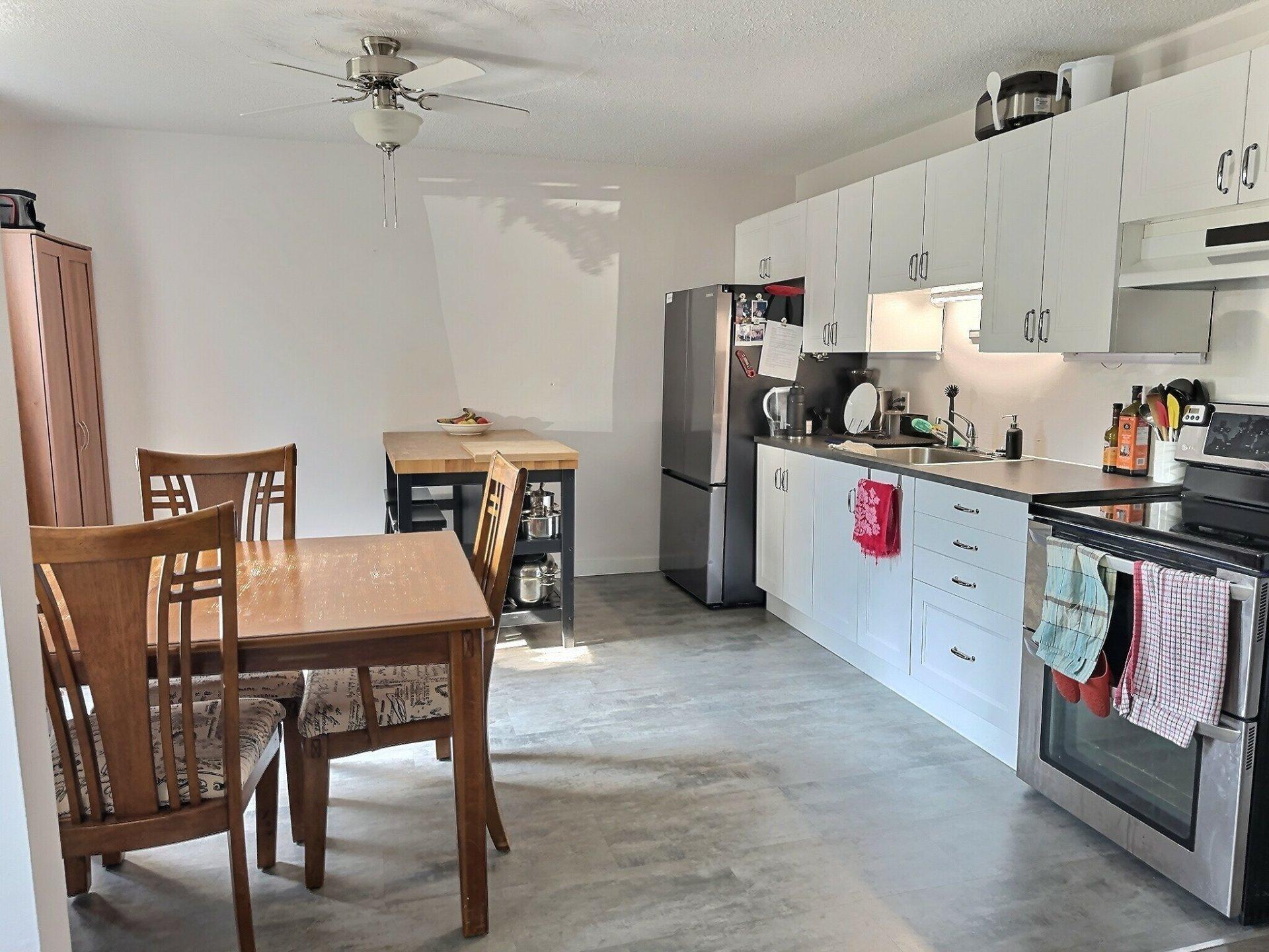 









196


2e Avenue

,
Témiscaming,




QC
J0Z3R0

