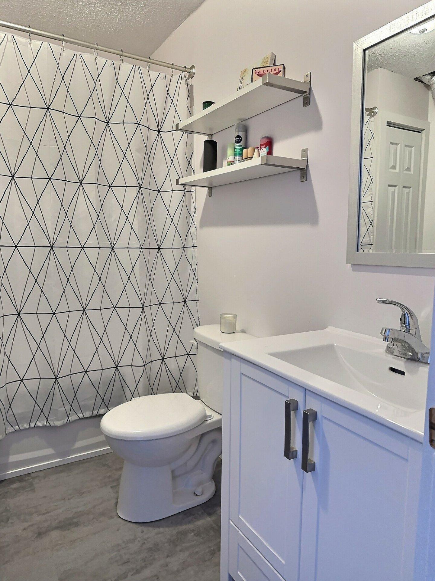 









196


2e Avenue

,
Témiscaming,




QC
J0Z3R0

