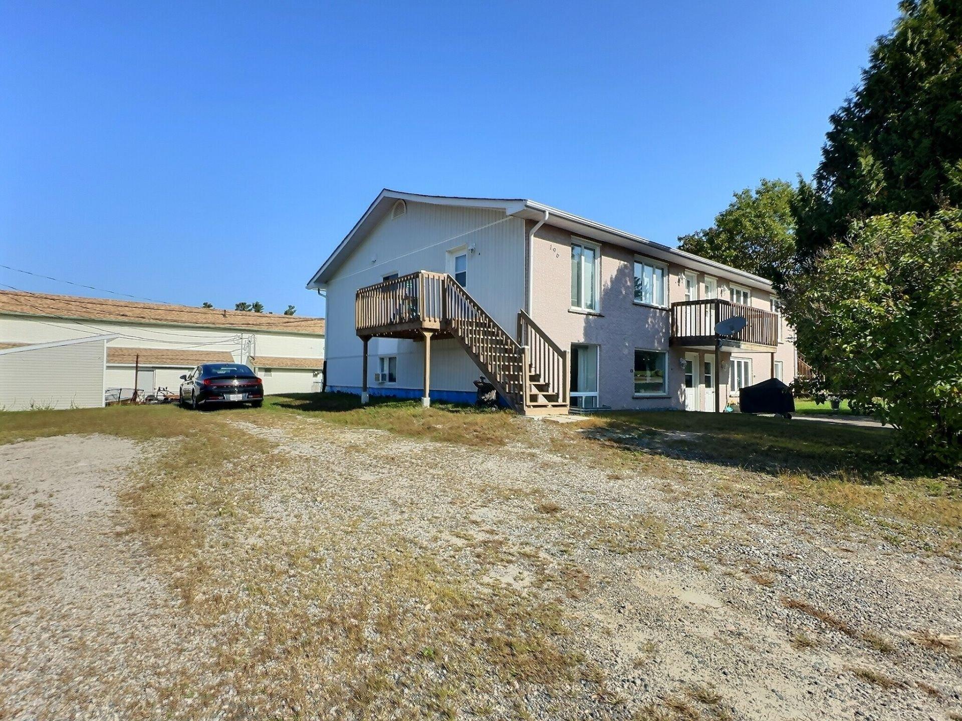 









196


2e Avenue

,
Témiscaming,




QC
J0Z3R0

