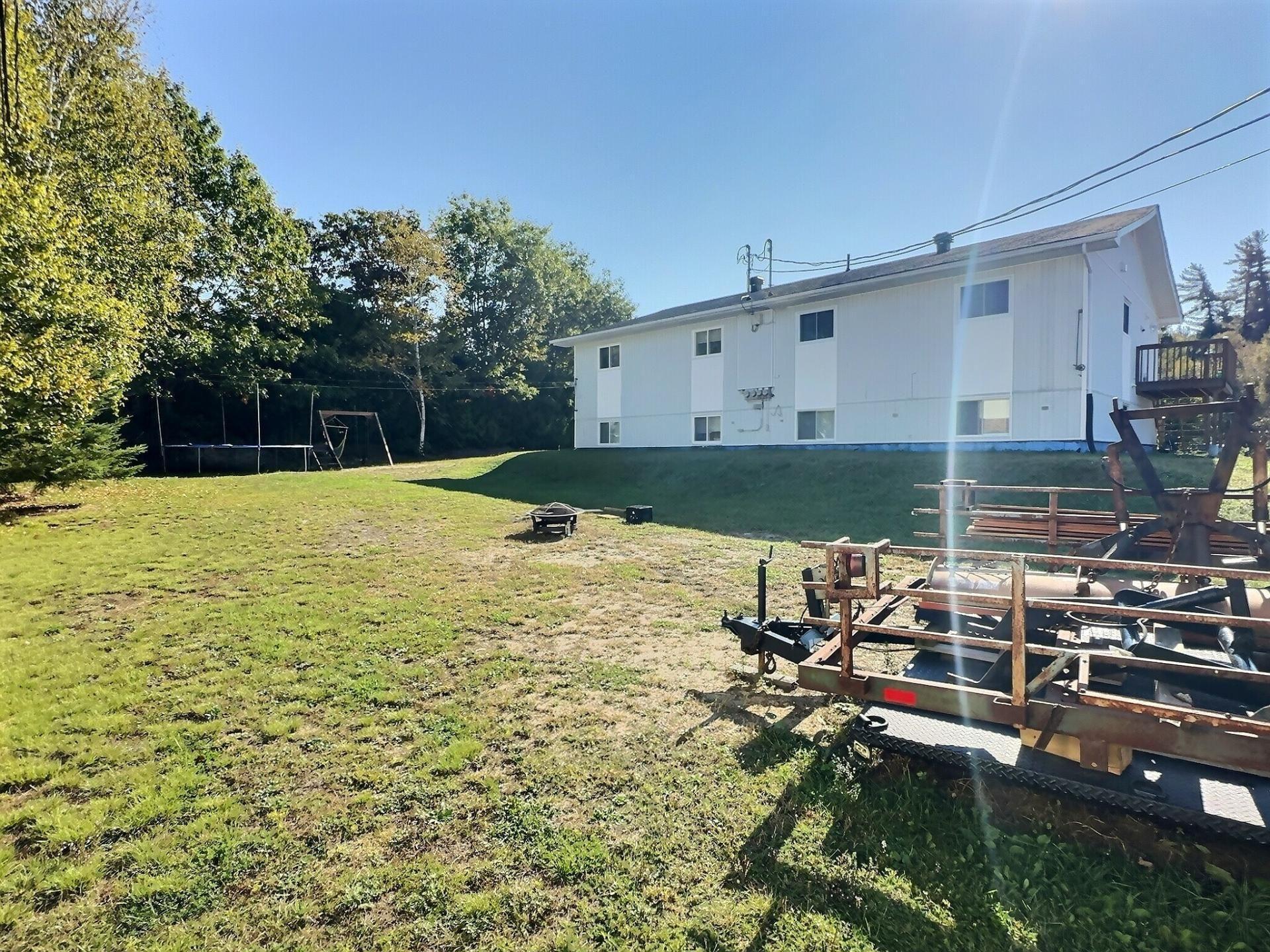 









196


2e Avenue

,
Témiscaming,




QC
J0Z3R0

