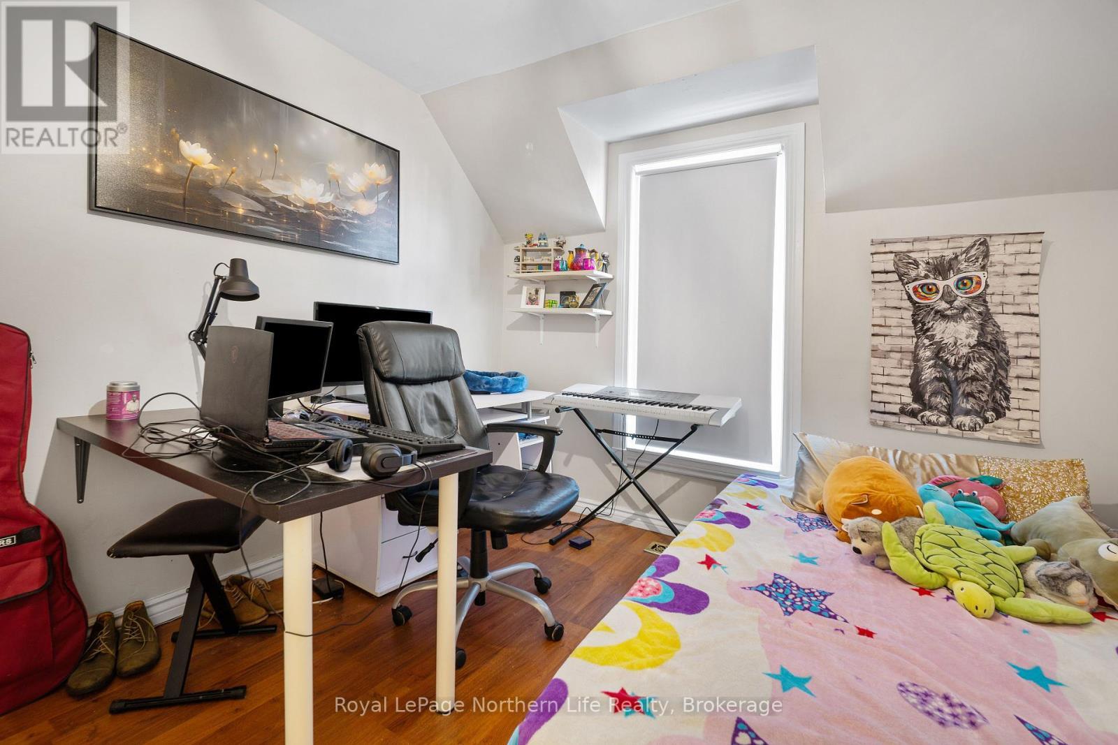 












478 FIRST AVENUE W

,
North Bay (Central),




Ontario
P1B3C4

