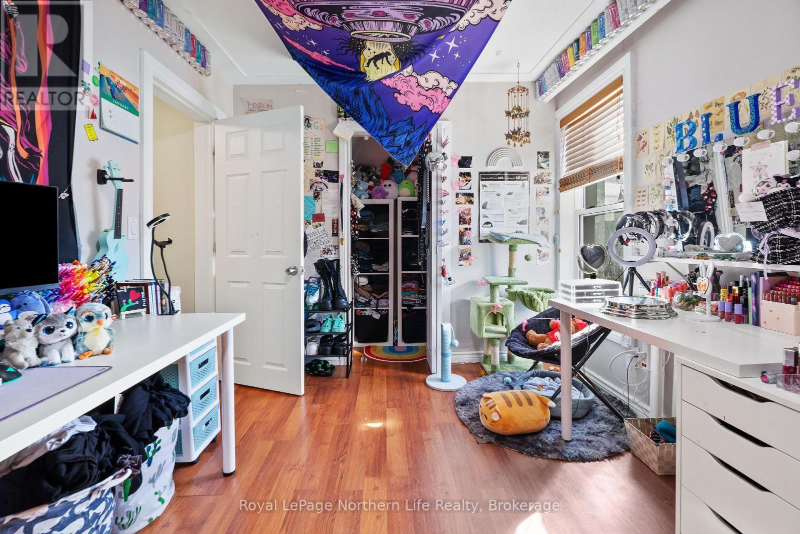 












478 FIRST AVENUE W

,
North Bay (Central),




Ontario
P1B3C4

