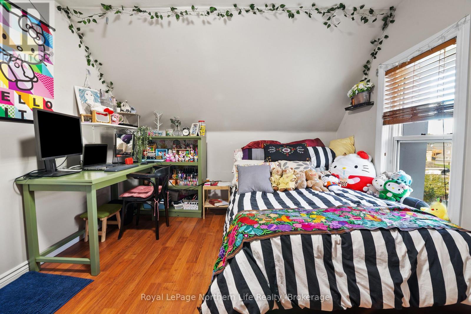 












478 FIRST AVENUE W

,
North Bay (Central),




Ontario
P1B3C4

