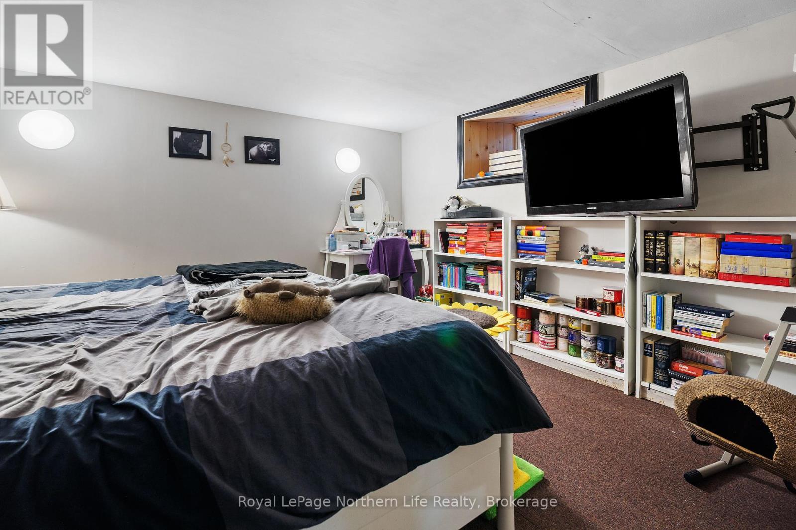 












478 FIRST AVENUE W

,
North Bay (Central),




Ontario
P1B3C4

