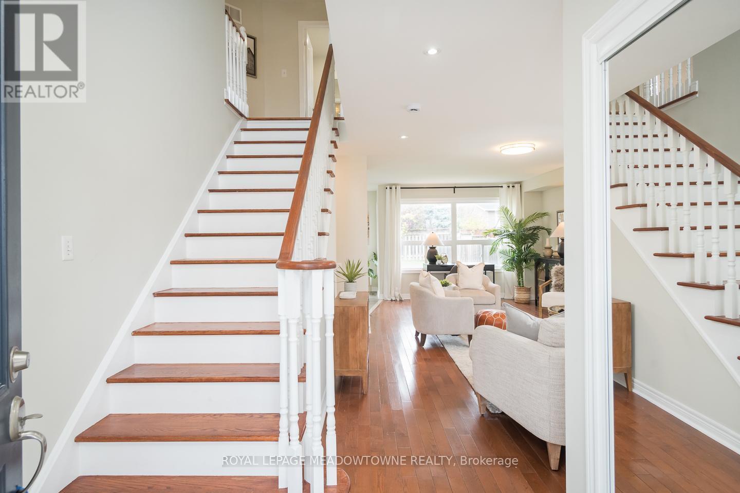 












1311 WELLER CROSSING

,
Milton,




Ontario
L9T6K4

