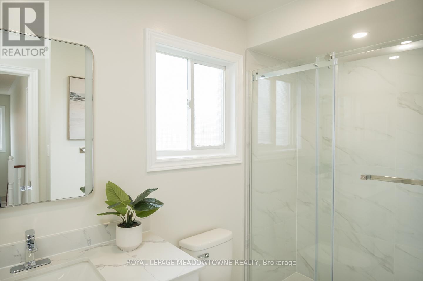 












1311 WELLER CROSSING

,
Milton,




Ontario
L9T6K4

