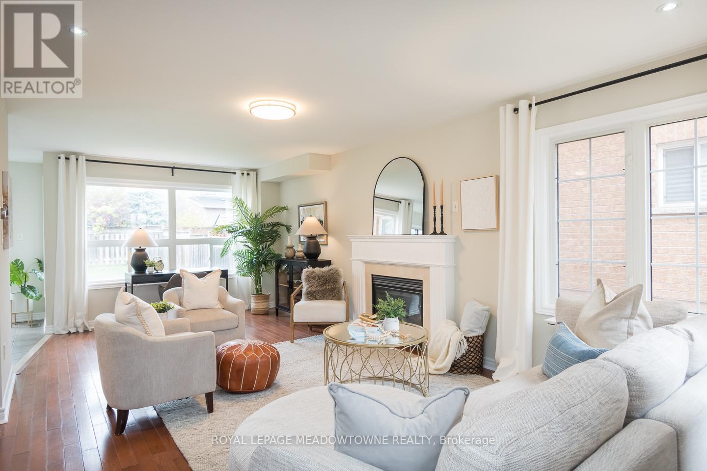 












1311 WELLER CROSSING

,
Milton,




Ontario
L9T6K4

