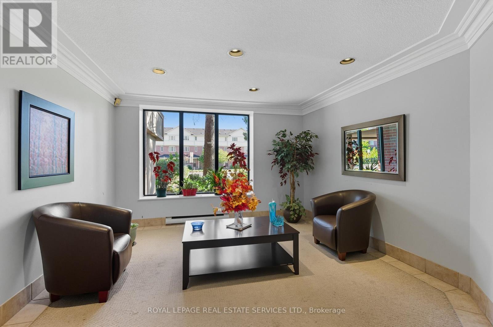 












904 - 6720 GLEN ERIN DRIVE

,
Mississauga,




Ontario
L5N3K8

