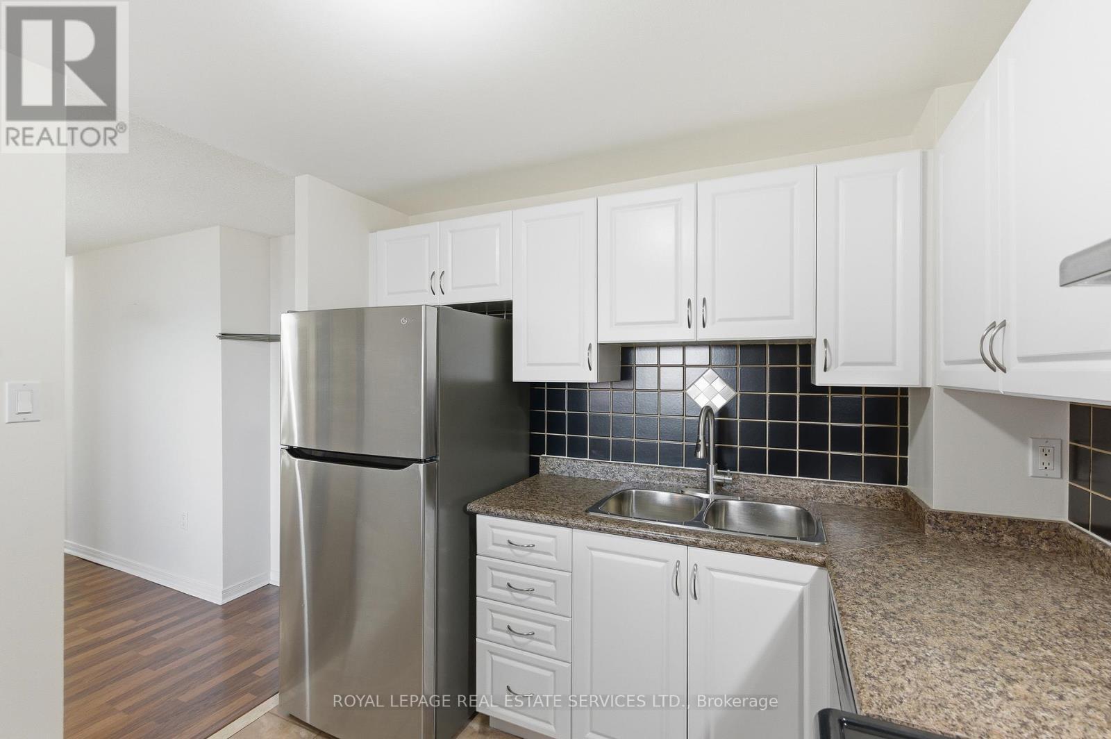 












904 - 6720 GLEN ERIN DRIVE

,
Mississauga,




Ontario
L5N3K8

