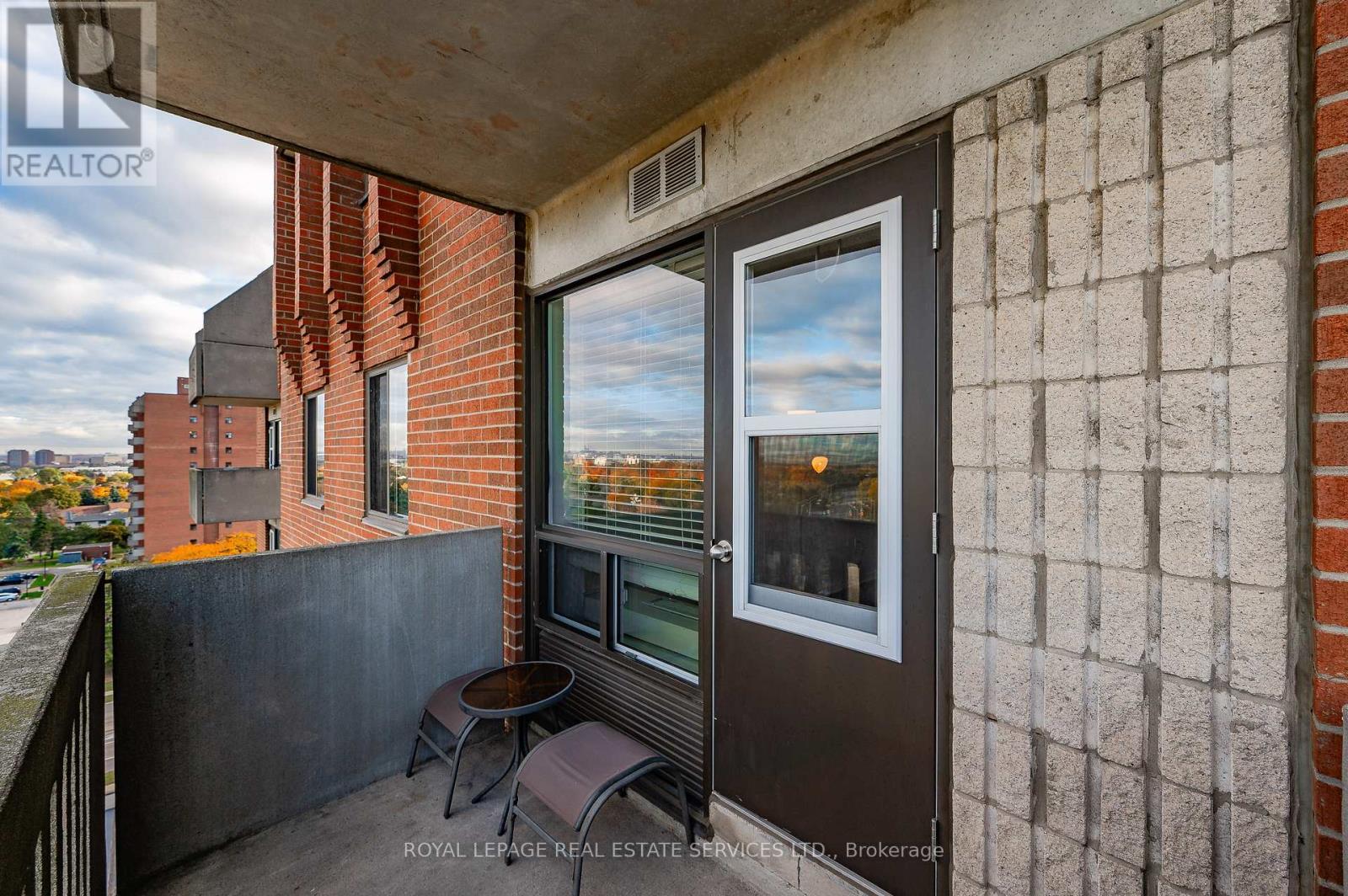 












904 - 6720 GLEN ERIN DRIVE

,
Mississauga,




Ontario
L5N3K8

