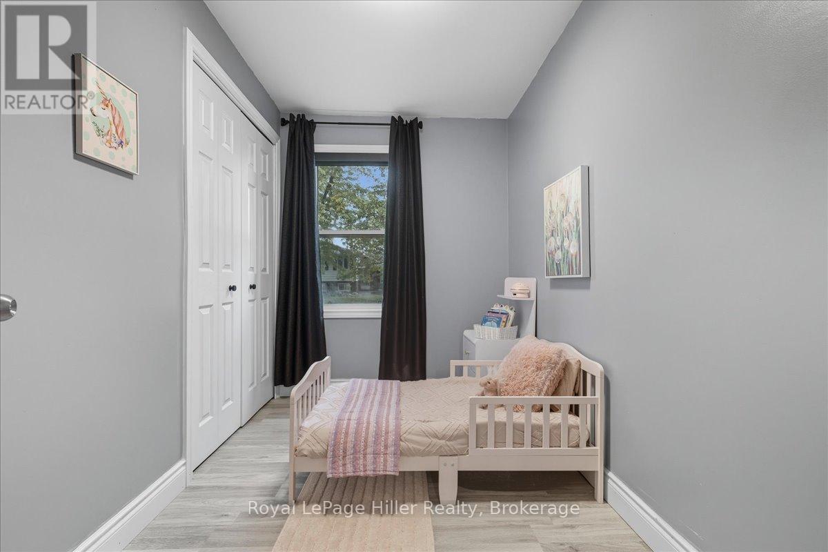 












49 MARLBOROUGH STREET

,
West Perth (Mitchell),




Ontario
N0K1N0

