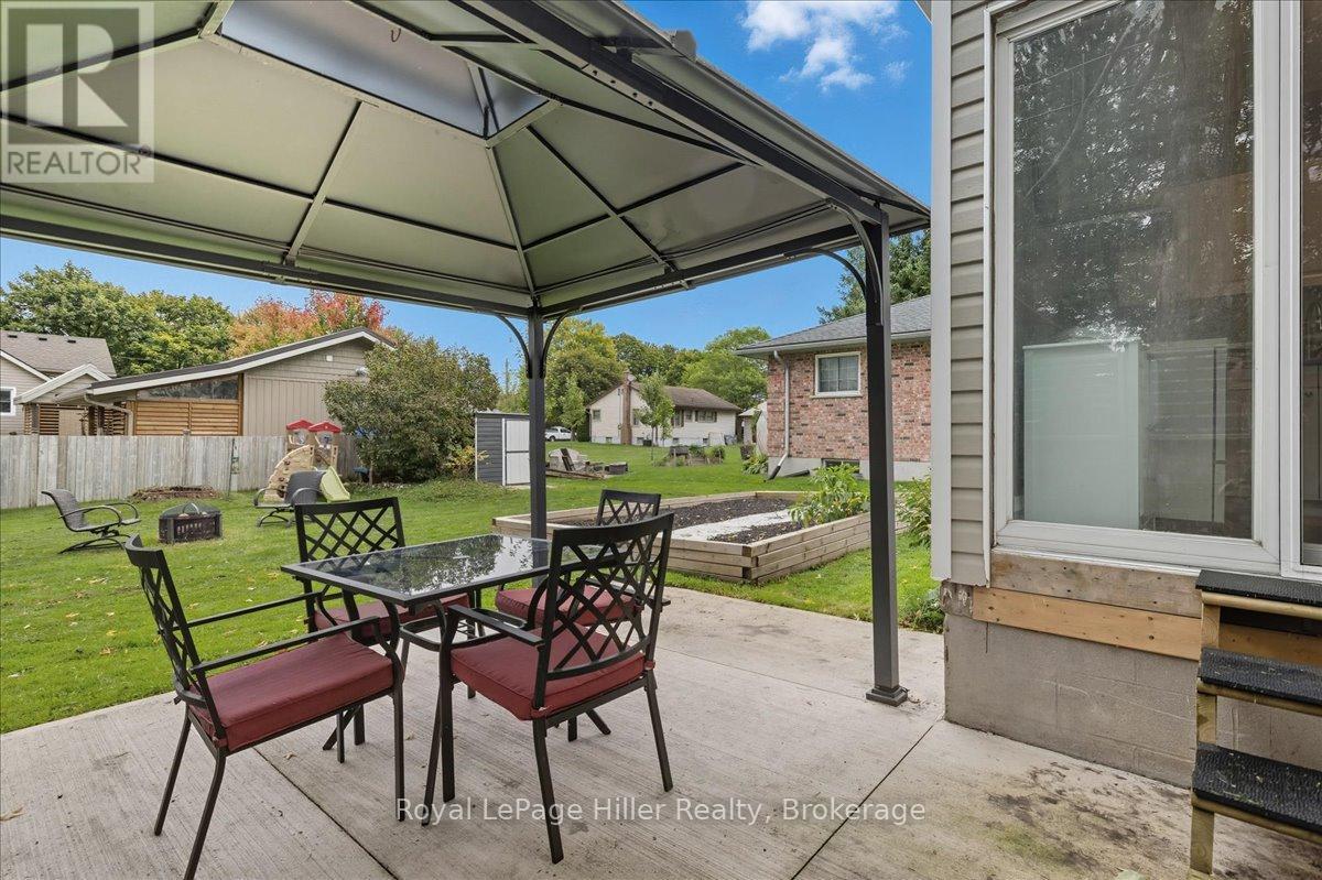 












49 MARLBOROUGH STREET

,
West Perth (Mitchell),




Ontario
N0K1N0

