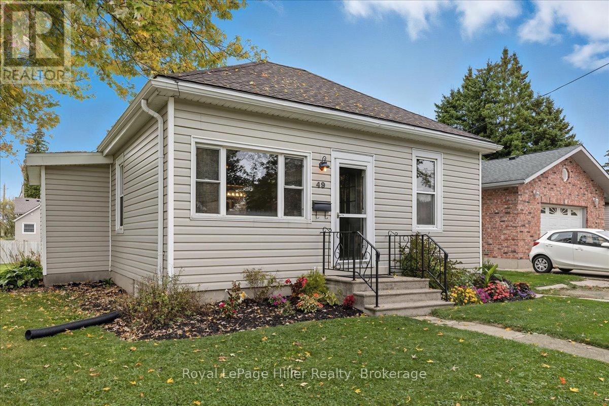 












49 MARLBOROUGH STREET

,
West Perth (Mitchell),




Ontario
N0K1N0

