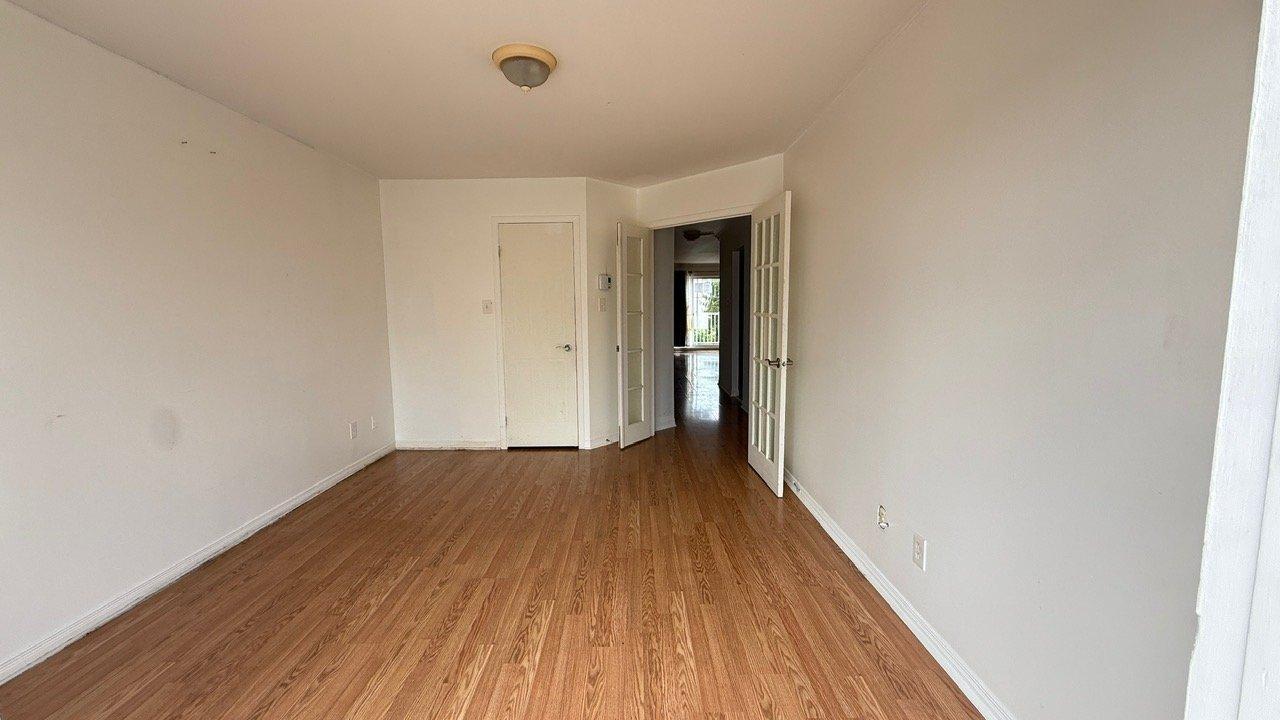 









5373


Rue du Bocage

, 103,
Terrebonne (La Plaine),




QC
J7M2B4

