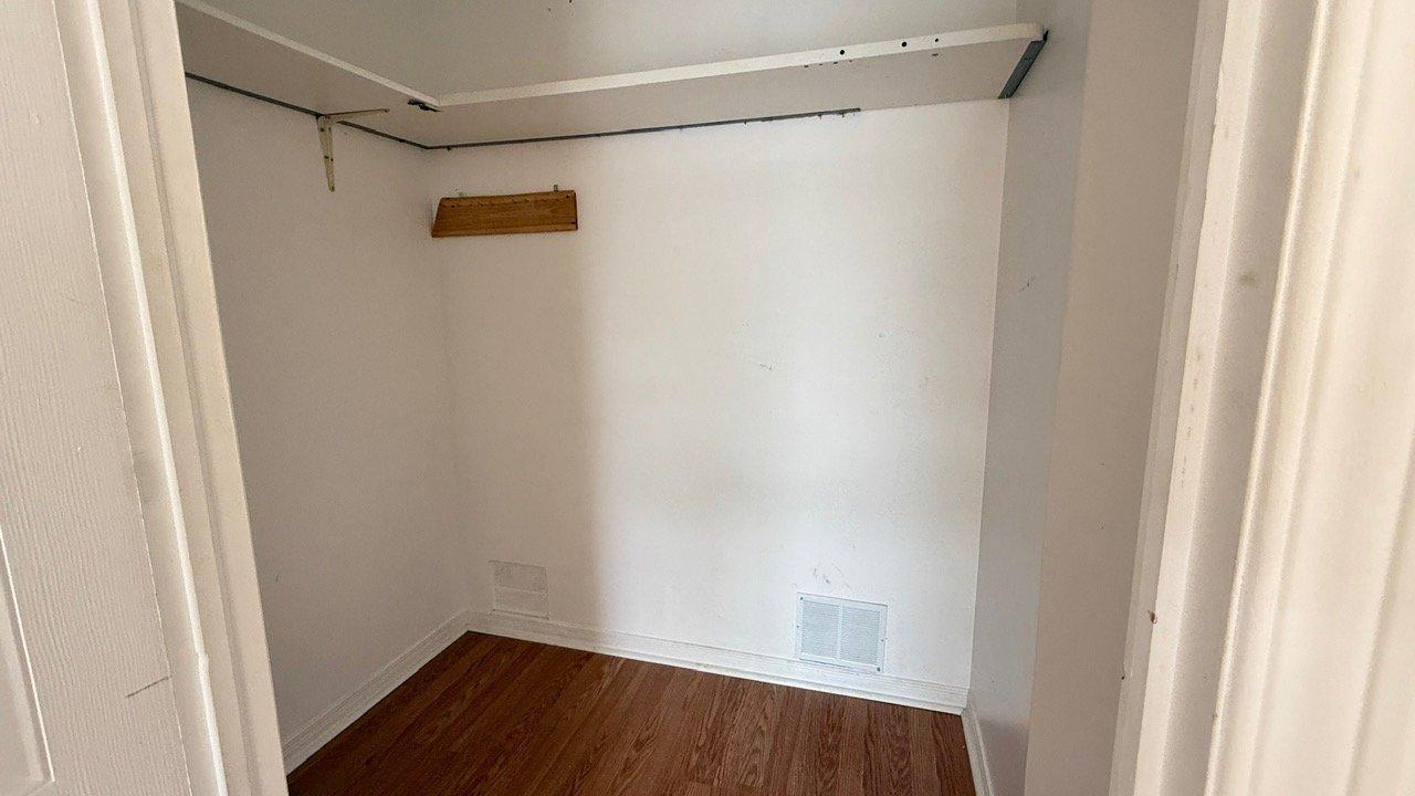 









5373


Rue du Bocage

, 103,
Terrebonne (La Plaine),




QC
J7M2B4

