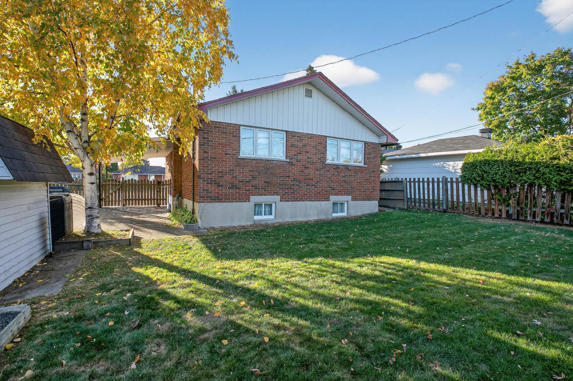 









438


Rue Brébeuf

,
Gatineau (Gatineau),




QC
J8P5W6

