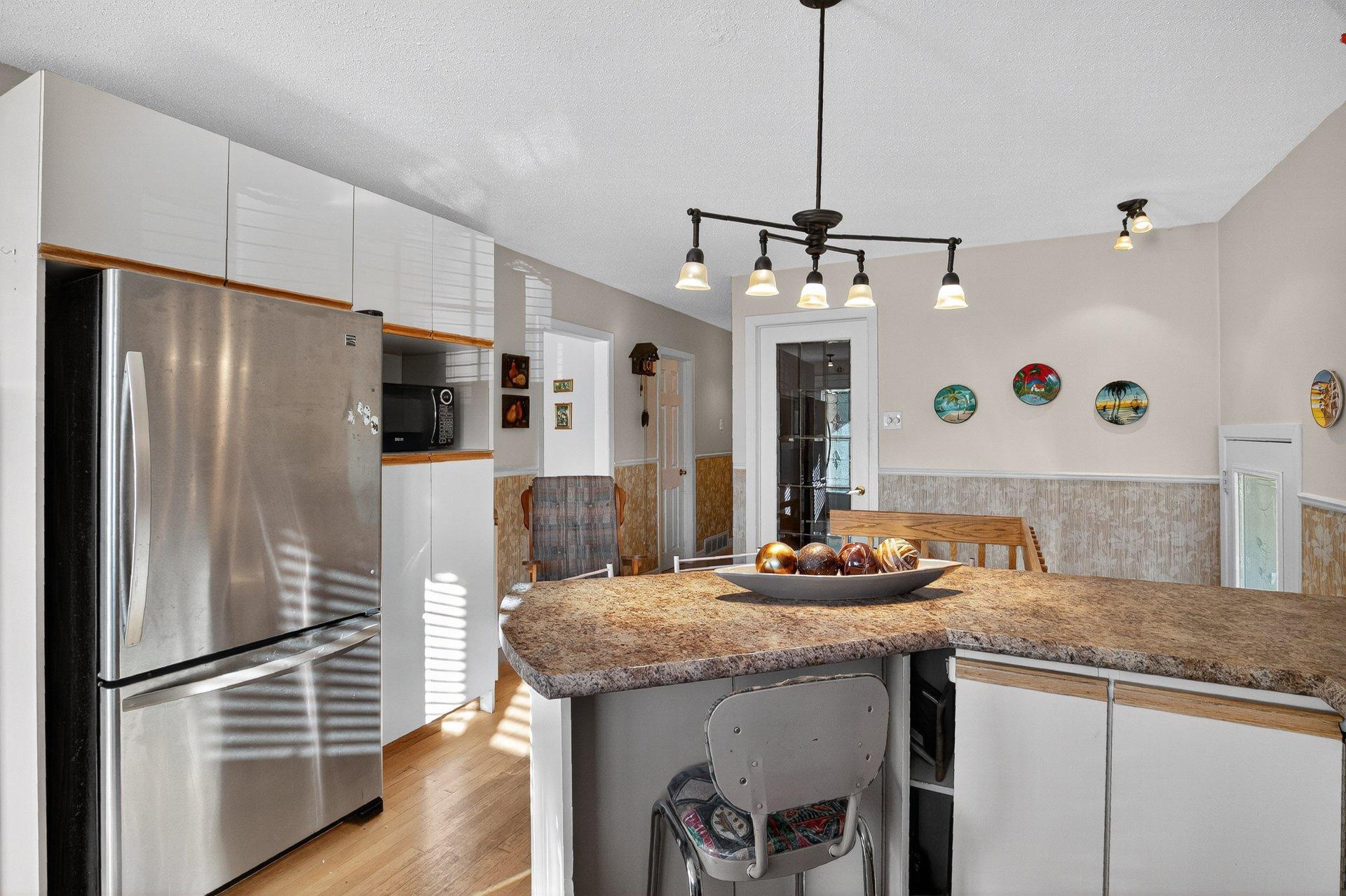 









438


Rue Brébeuf

,
Gatineau (Gatineau),




QC
J8P5W6

