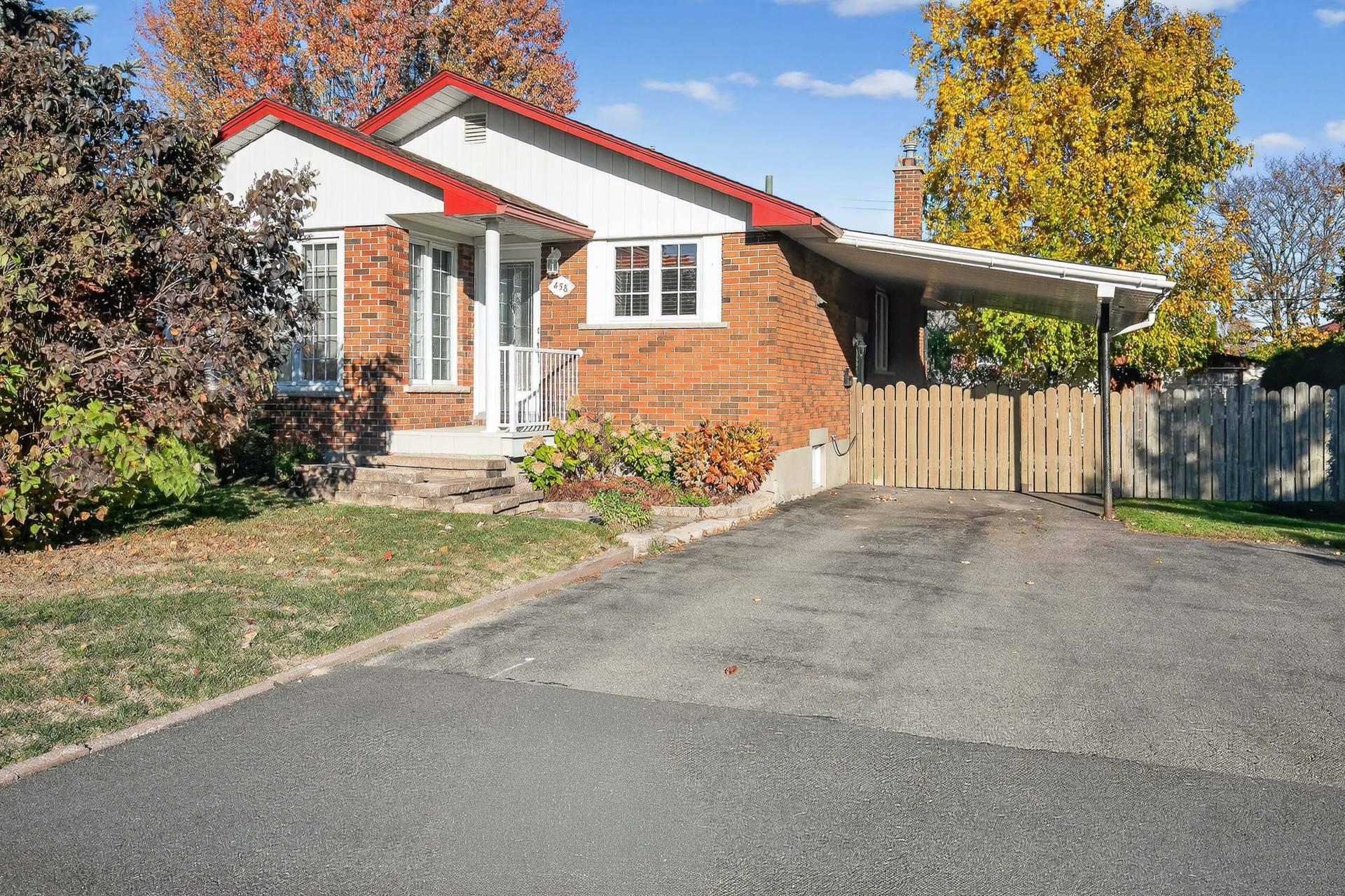 









438


Rue Brébeuf

,
Gatineau (Gatineau),




QC
J8P5W6

