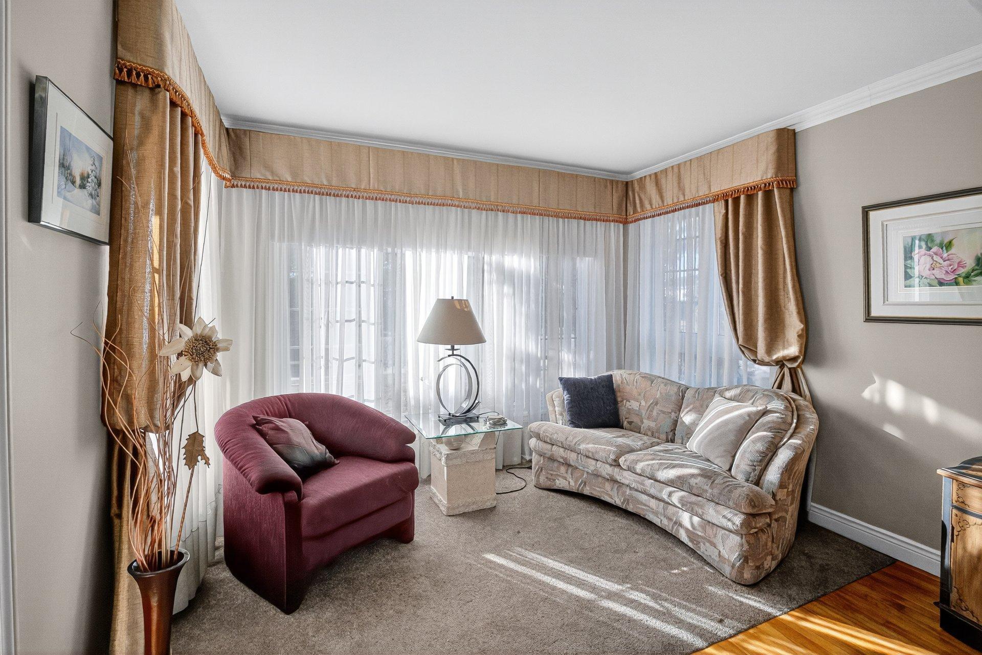 









438


Rue Brébeuf

,
Gatineau (Gatineau),




QC
J8P5W6

