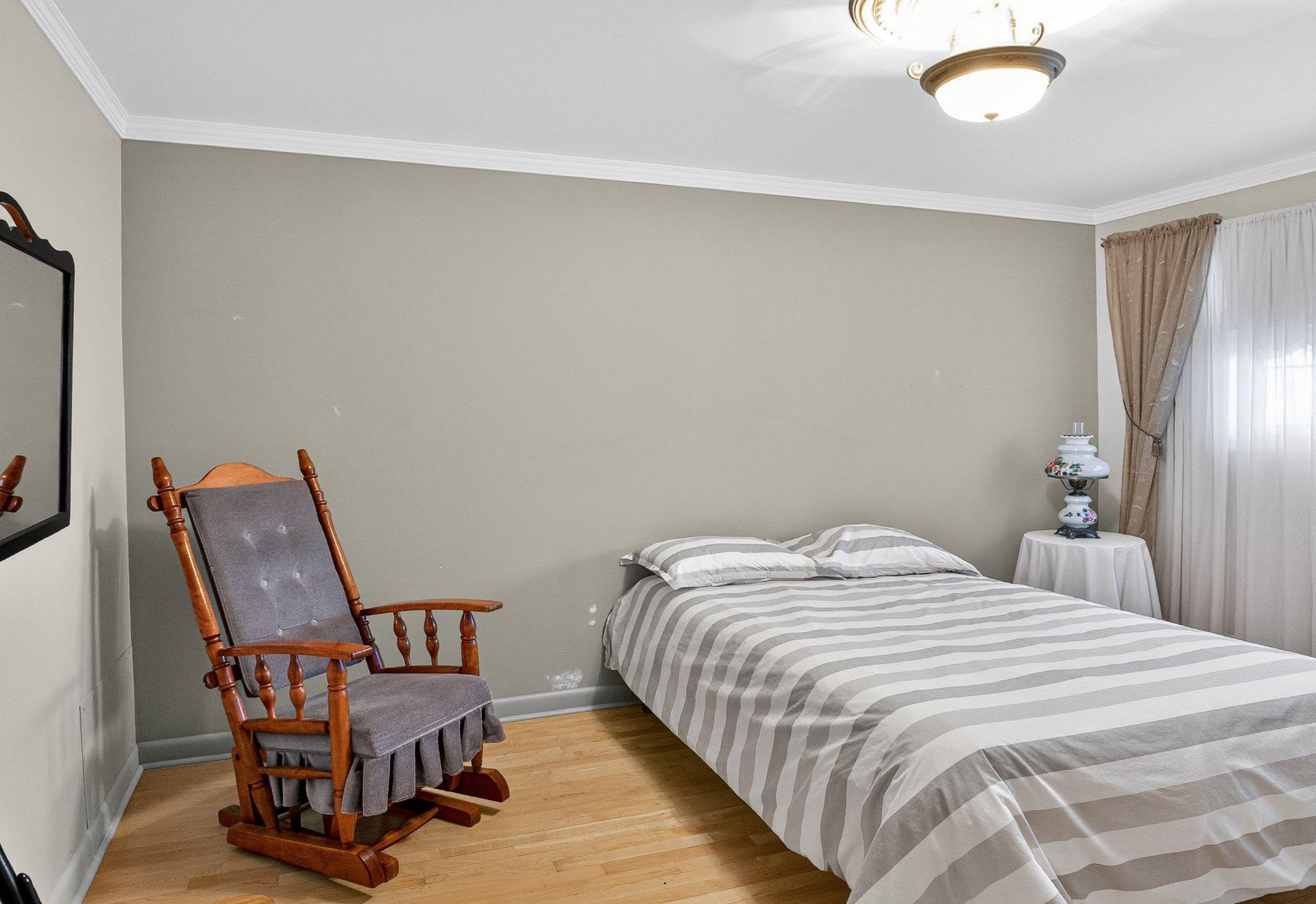 









438


Rue Brébeuf

,
Gatineau (Gatineau),




QC
J8P5W6

