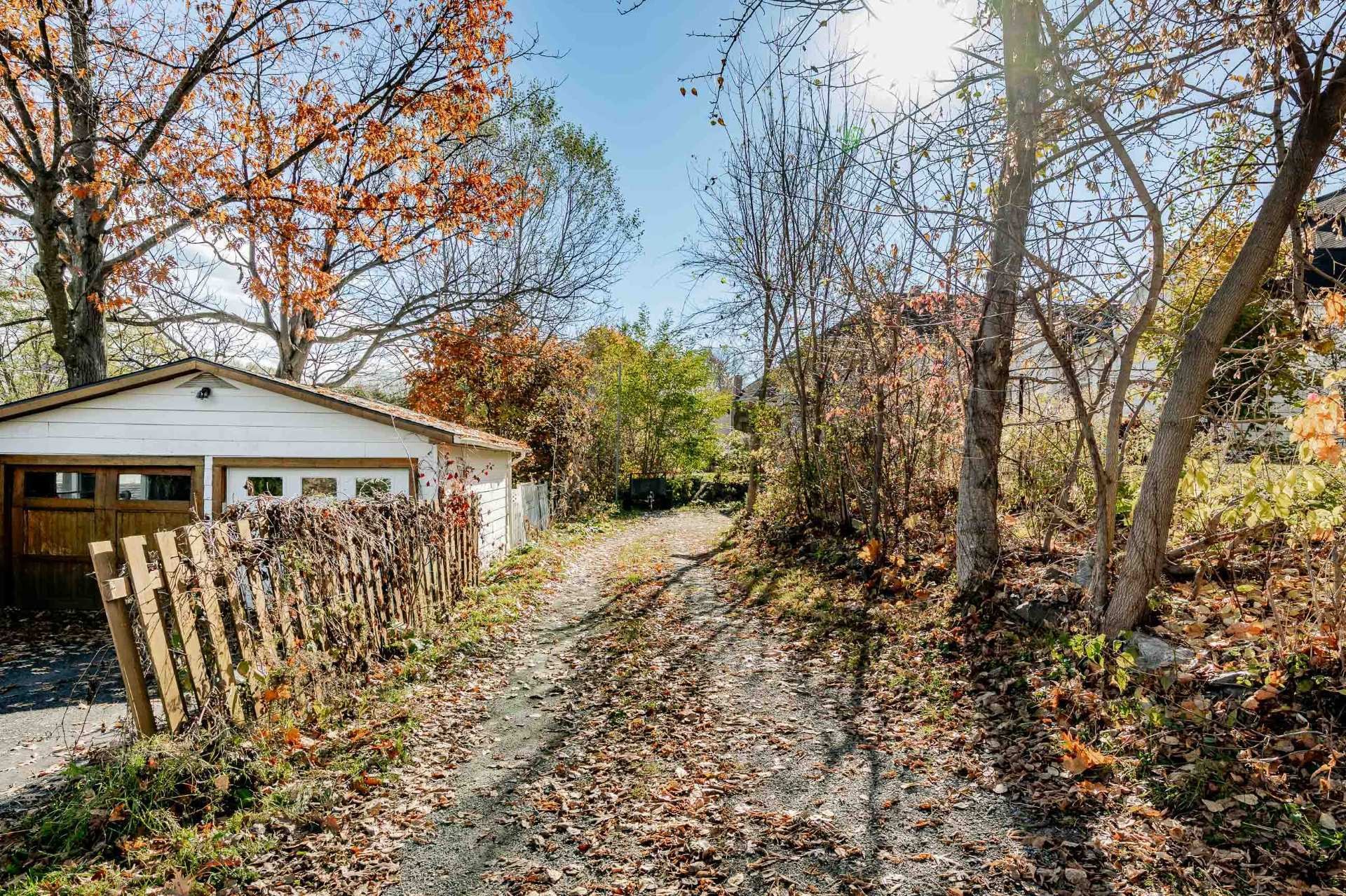 









722

 - 724


Rue Victoria

,
Sherbrooke (Les Nations),




QC
J1H3J6

