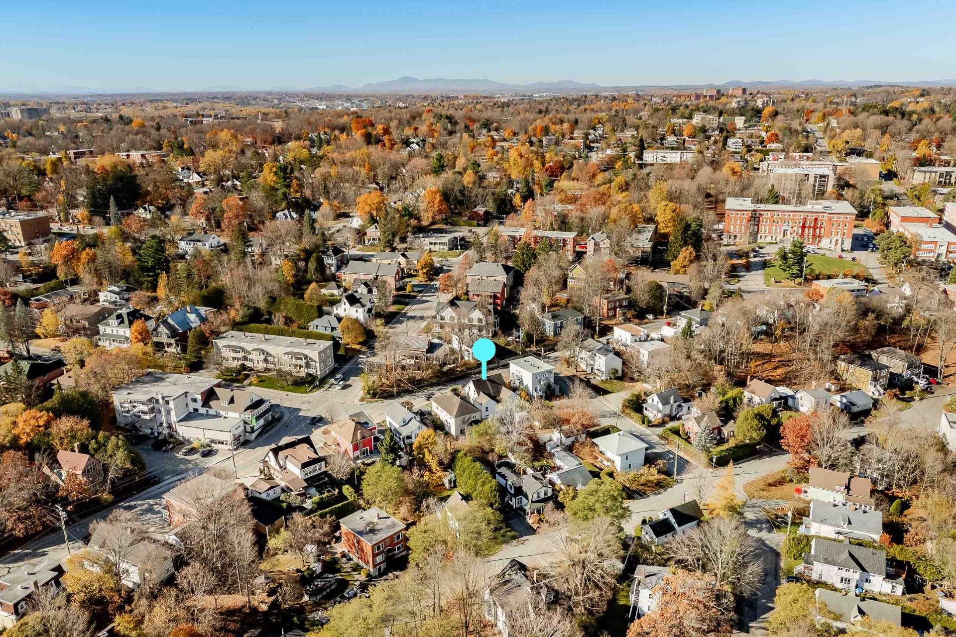 









722

 - 724


Rue Victoria

,
Sherbrooke (Les Nations),




QC
J1H3J6

