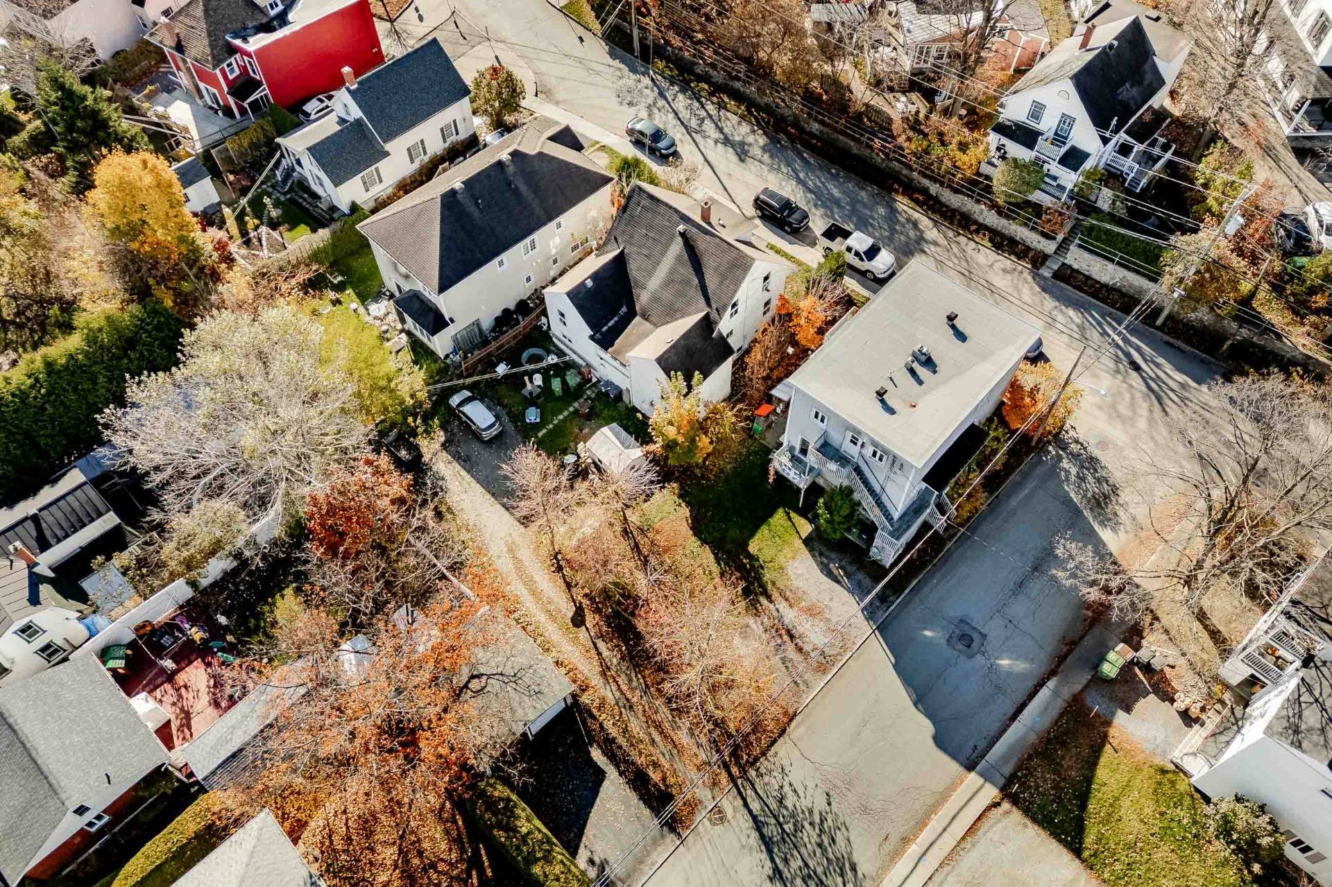 









722

 - 724


Rue Victoria

,
Sherbrooke (Les Nations),




QC
J1H3J6

