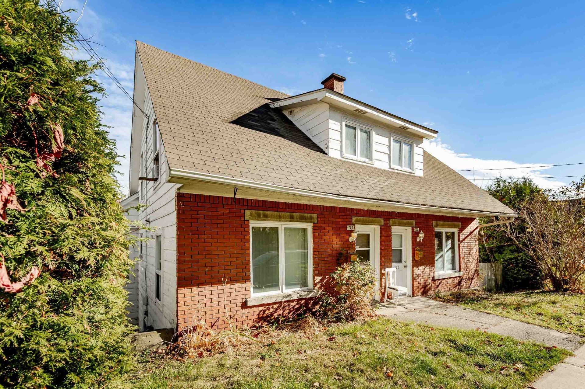 









722

 - 724


Rue Victoria

,
Sherbrooke (Les Nations),




QC
J1H3J6

