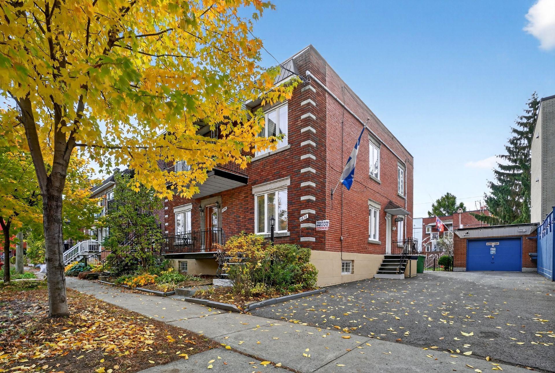 









6636

 - 6638


24e Avenue

,
Montréal (Rosemont/La Petite-Patrie),




QC
H1T3M7

