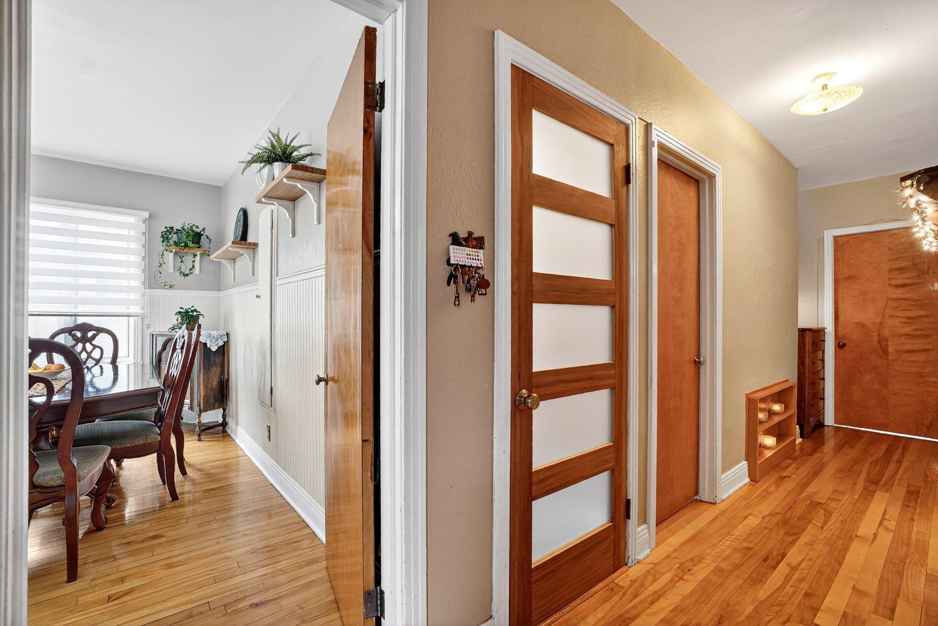 









6636

 - 6638


24e Avenue

,
Montréal (Rosemont/La Petite-Patrie),




QC
H1T3M7

