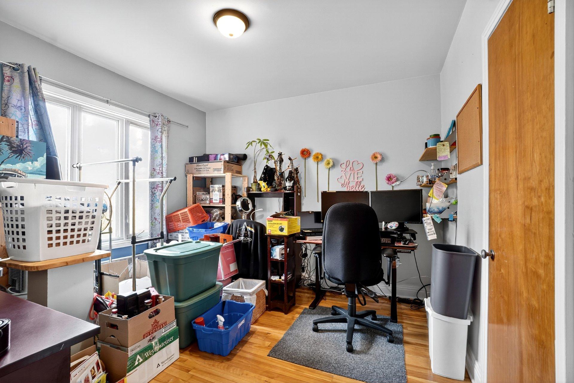 









6636

 - 6638


24e Avenue

,
Montréal (Rosemont/La Petite-Patrie),




QC
H1T3M7

