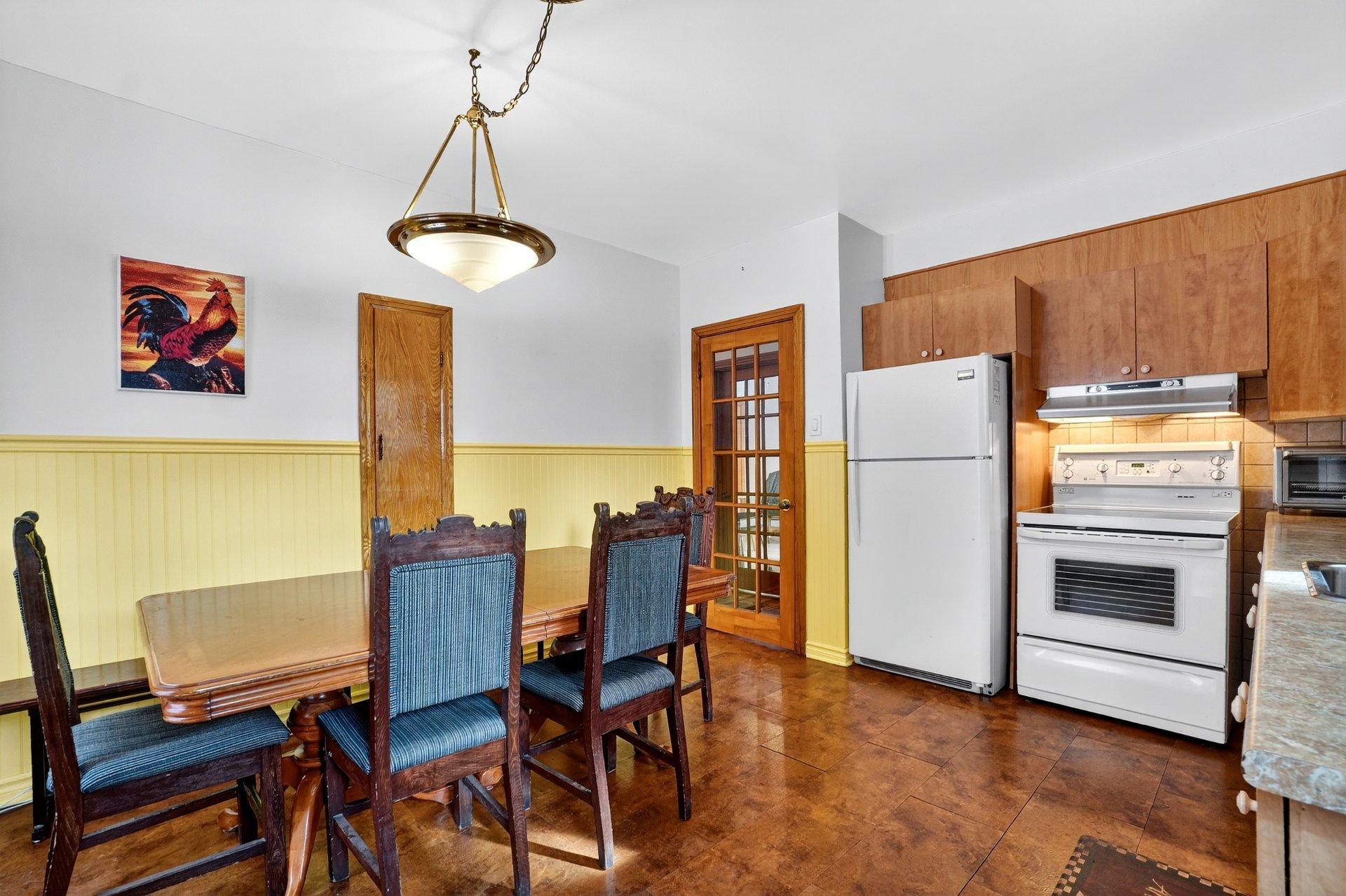









6636

 - 6638


24e Avenue

,
Montréal (Rosemont/La Petite-Patrie),




QC
H1T3M7

