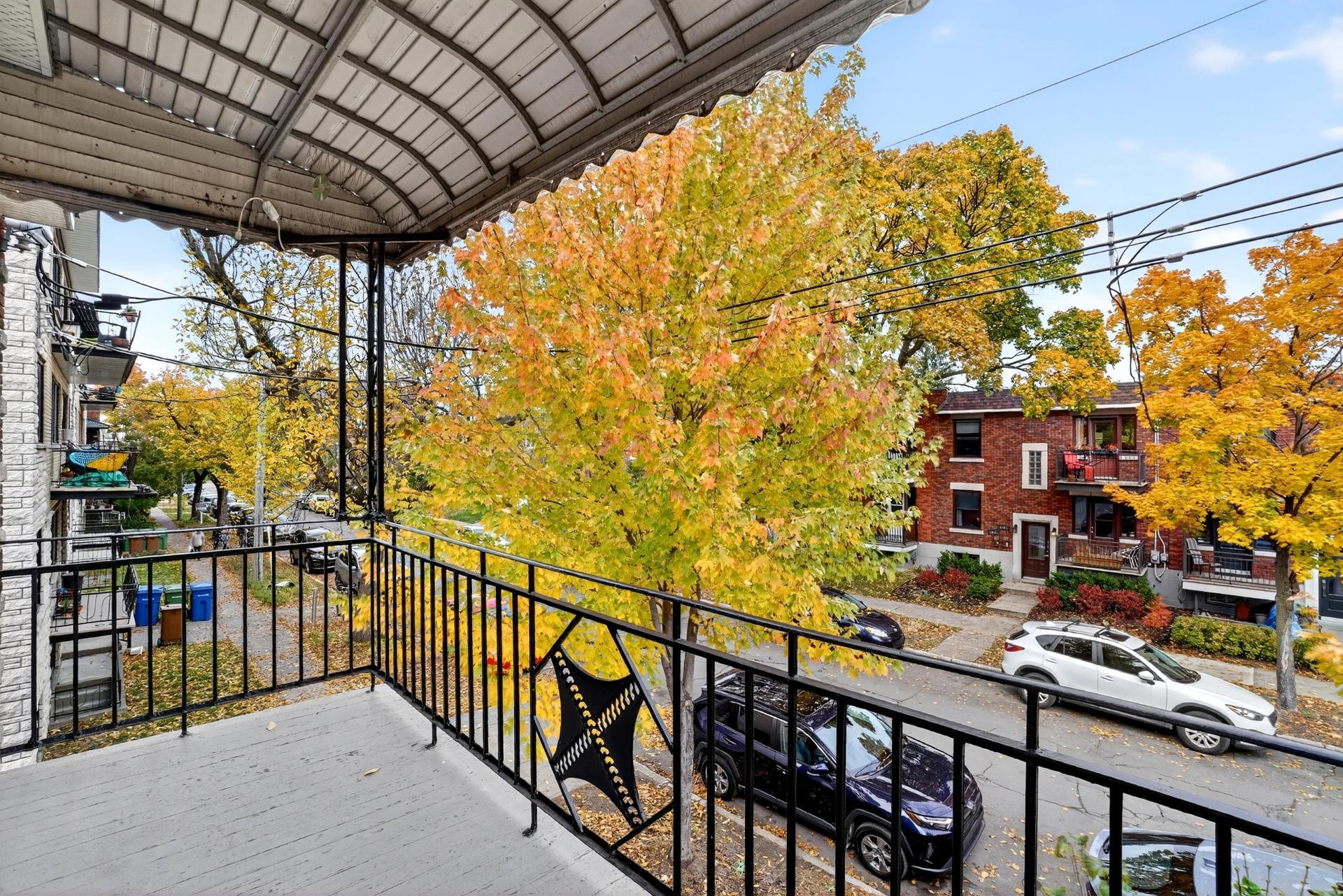 









6636

 - 6638


24e Avenue

,
Montréal (Rosemont/La Petite-Patrie),




QC
H1T3M7

