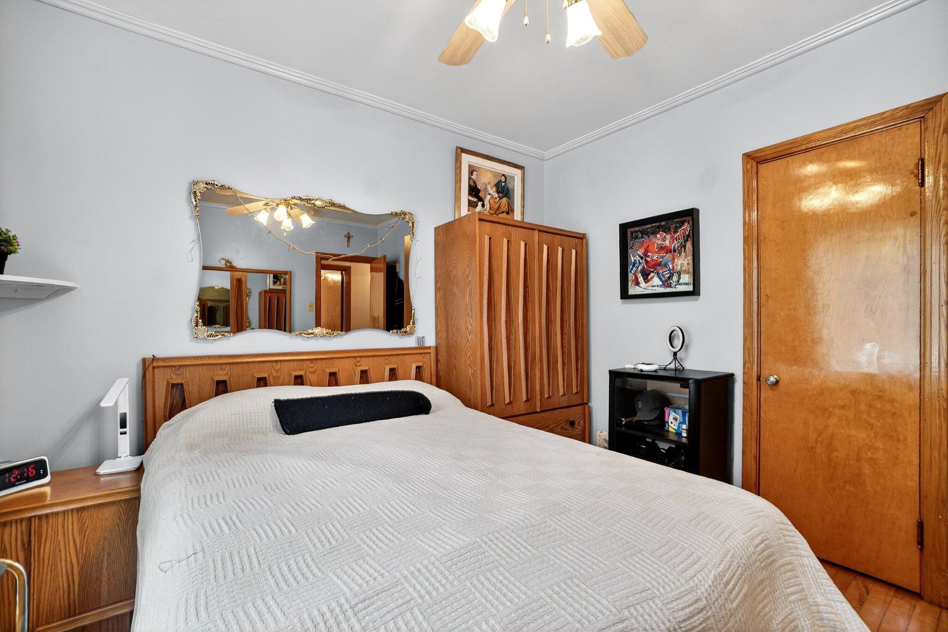 









6636

 - 6638


24e Avenue

,
Montréal (Rosemont/La Petite-Patrie),




QC
H1T3M7

