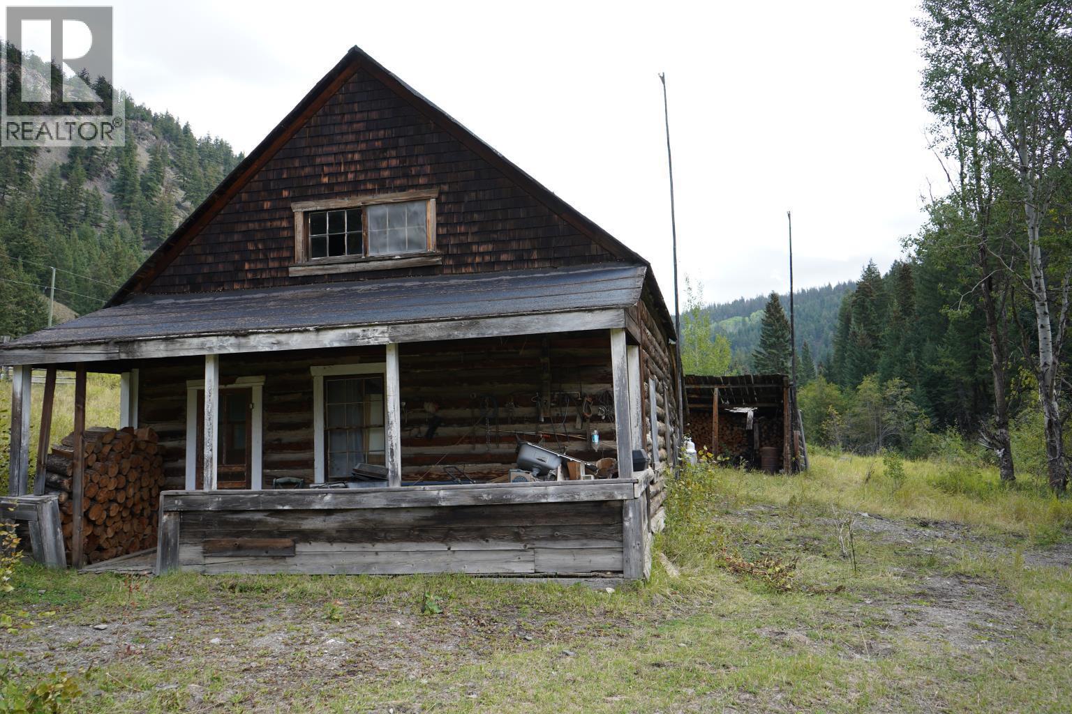 












6930 Big Bar Road

,
Clinton,







British Columbia
V0K1K0

