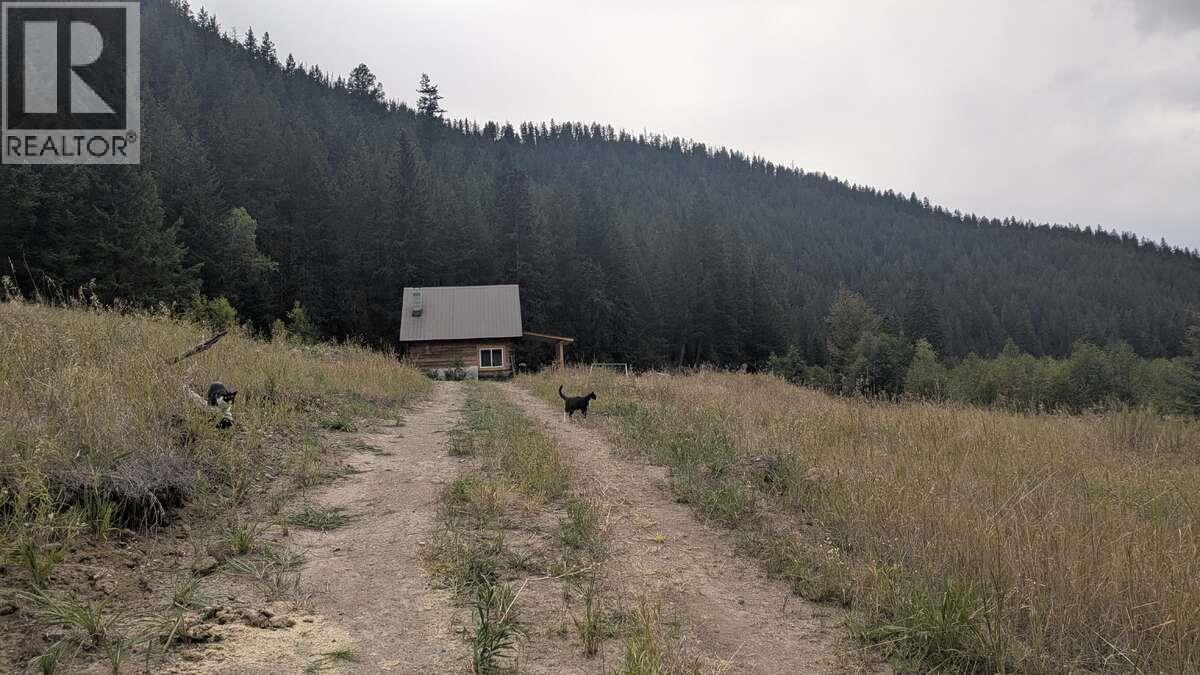 












6930 Big Bar Road

,
Clinton,







British Columbia
V0K1K0

