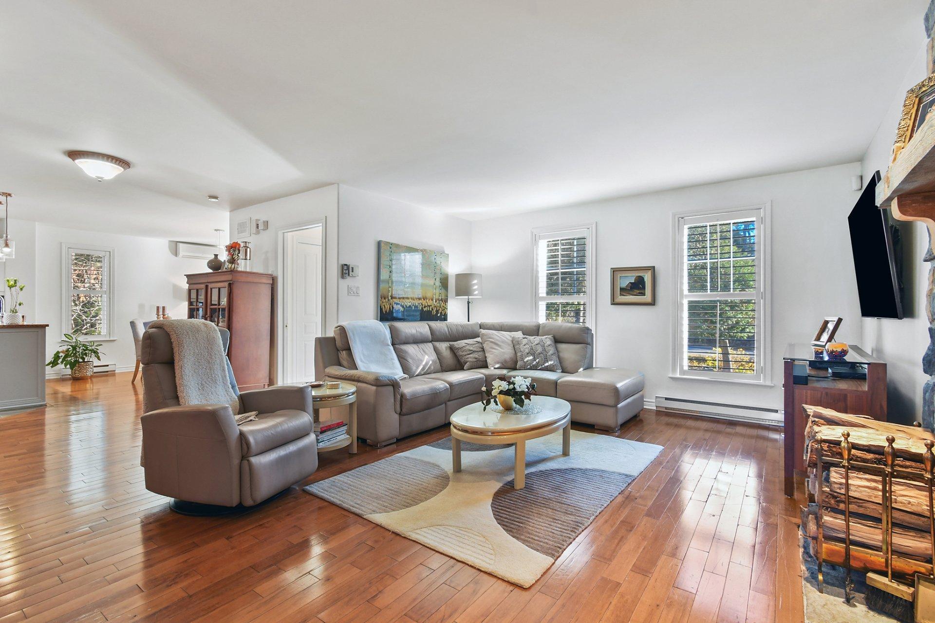 









1122


Rue des Gouverneurs

,
Prévost,




QC
J0R1T0

