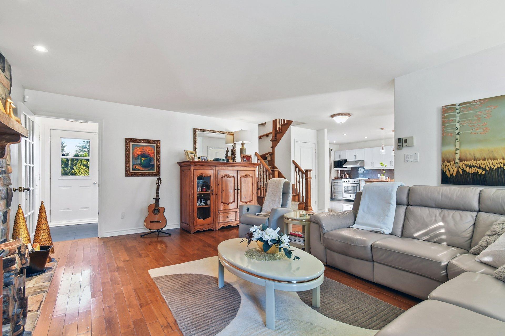 









1122


Rue des Gouverneurs

,
Prévost,




QC
J0R1T0

