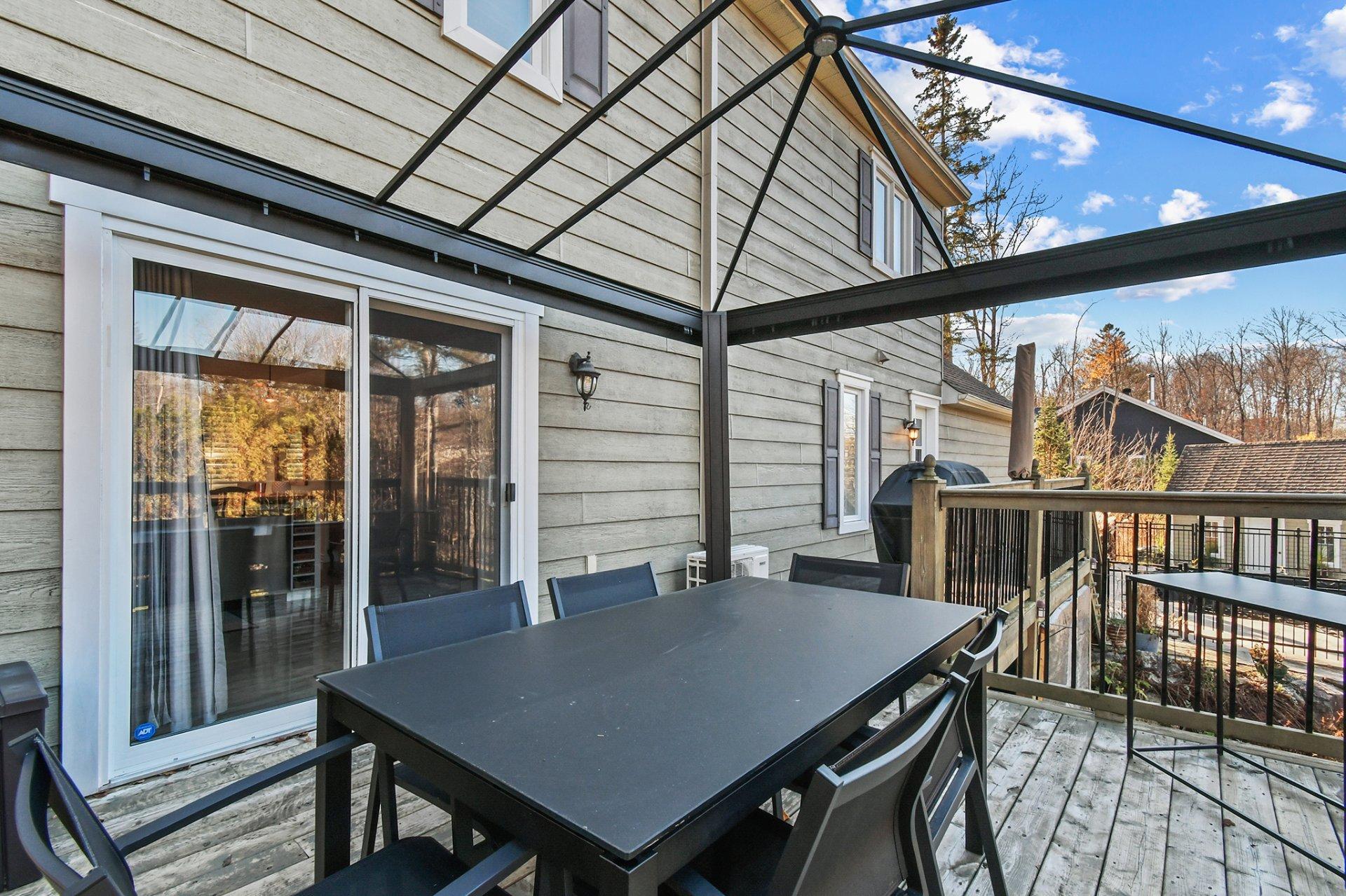 









1122


Rue des Gouverneurs

,
Prévost,




QC
J0R1T0

