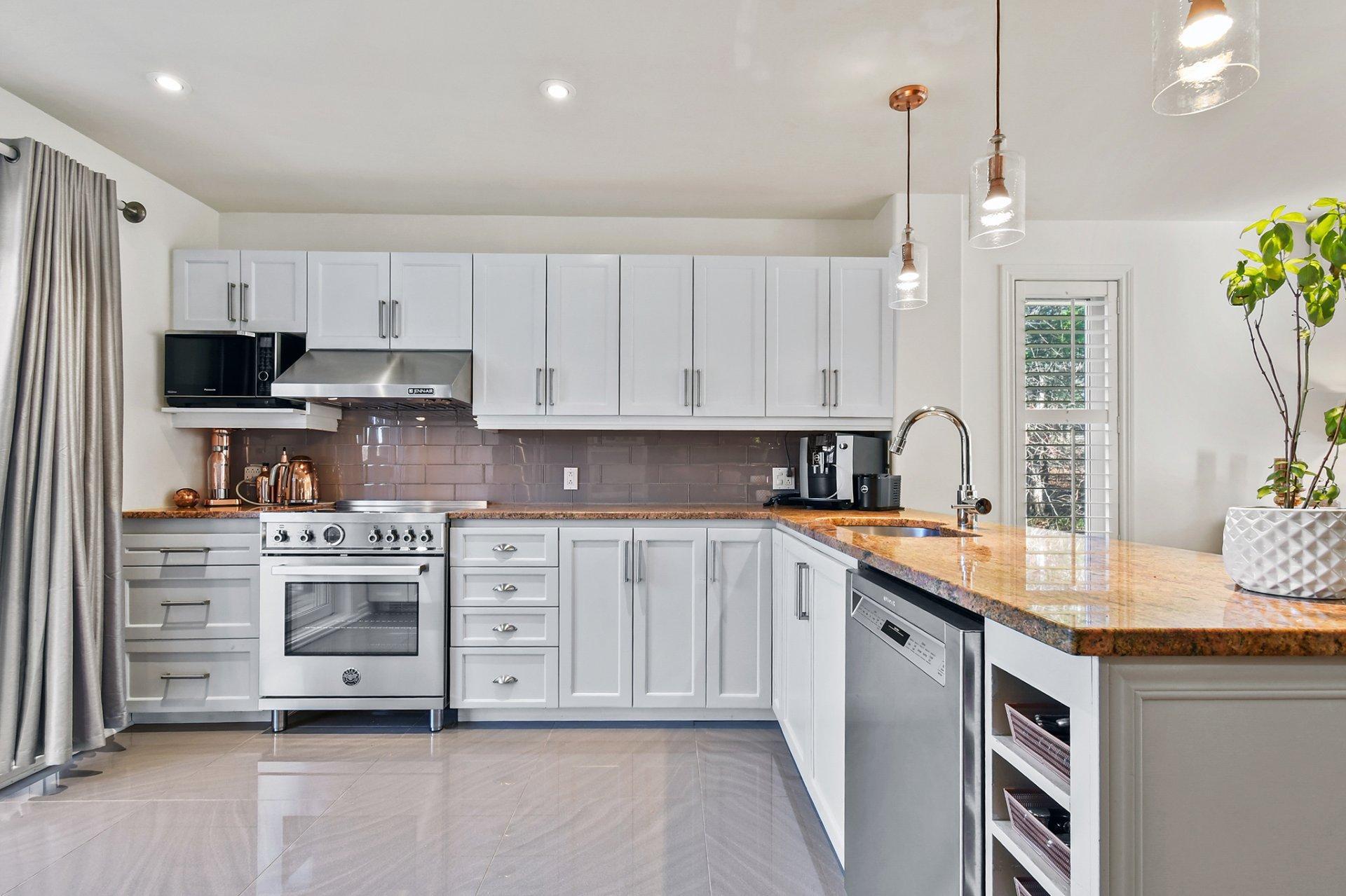 









1122


Rue des Gouverneurs

,
Prévost,




QC
J0R1T0

