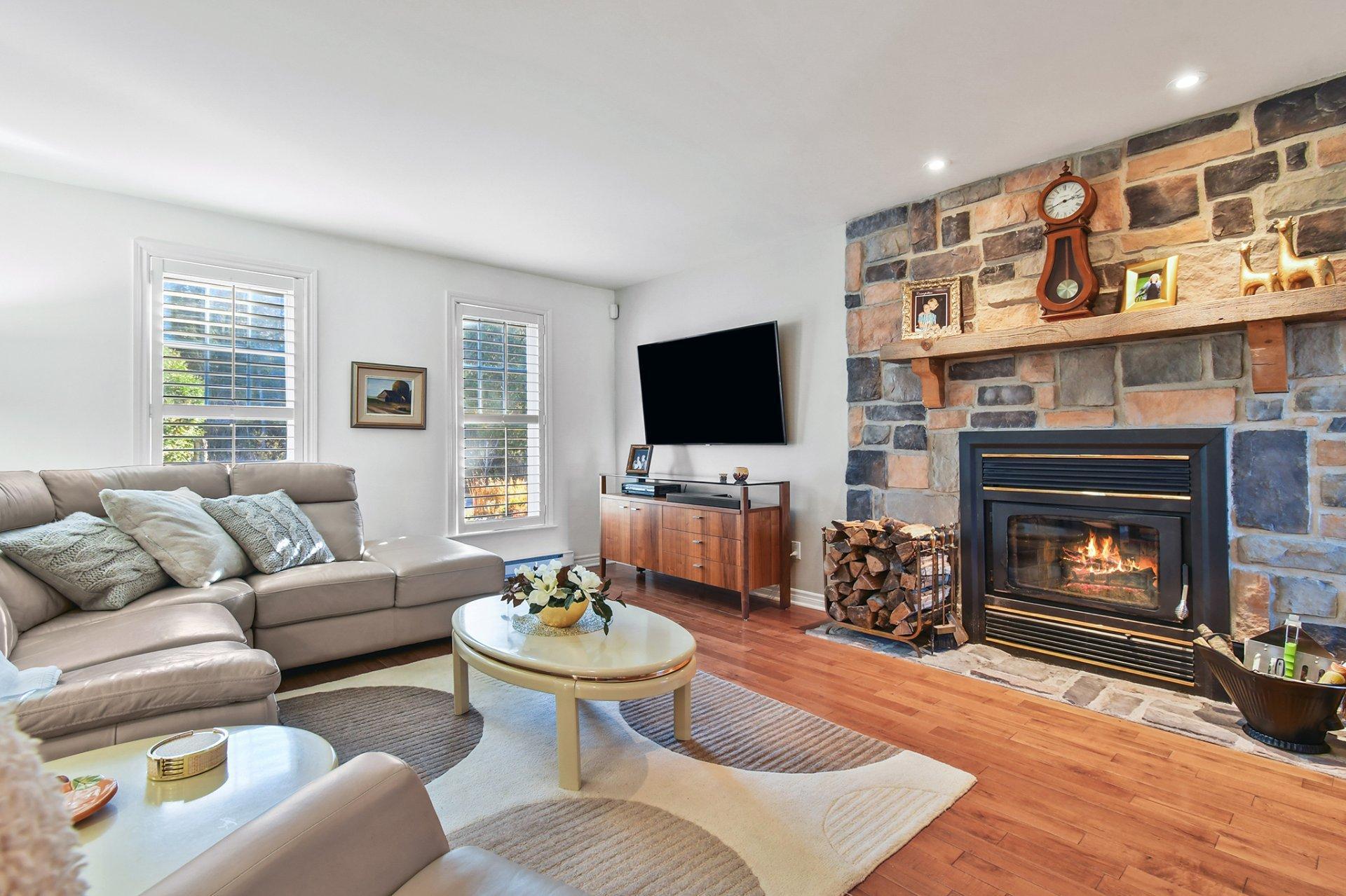 









1122


Rue des Gouverneurs

,
Prévost,




QC
J0R1T0

