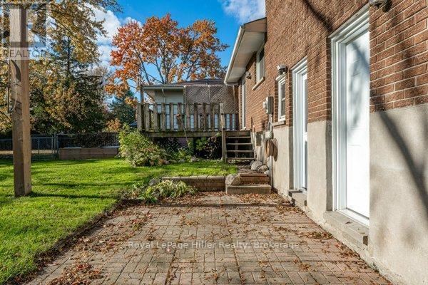 












335 BRITANNIA STREET

,
Stratford,




Ontario
N5A5Z9

