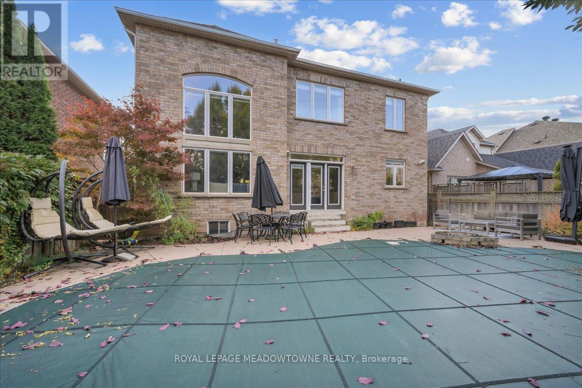 












1468 FERNCREST ROAD

,
Oakville,




Ontario
L6H7W2

