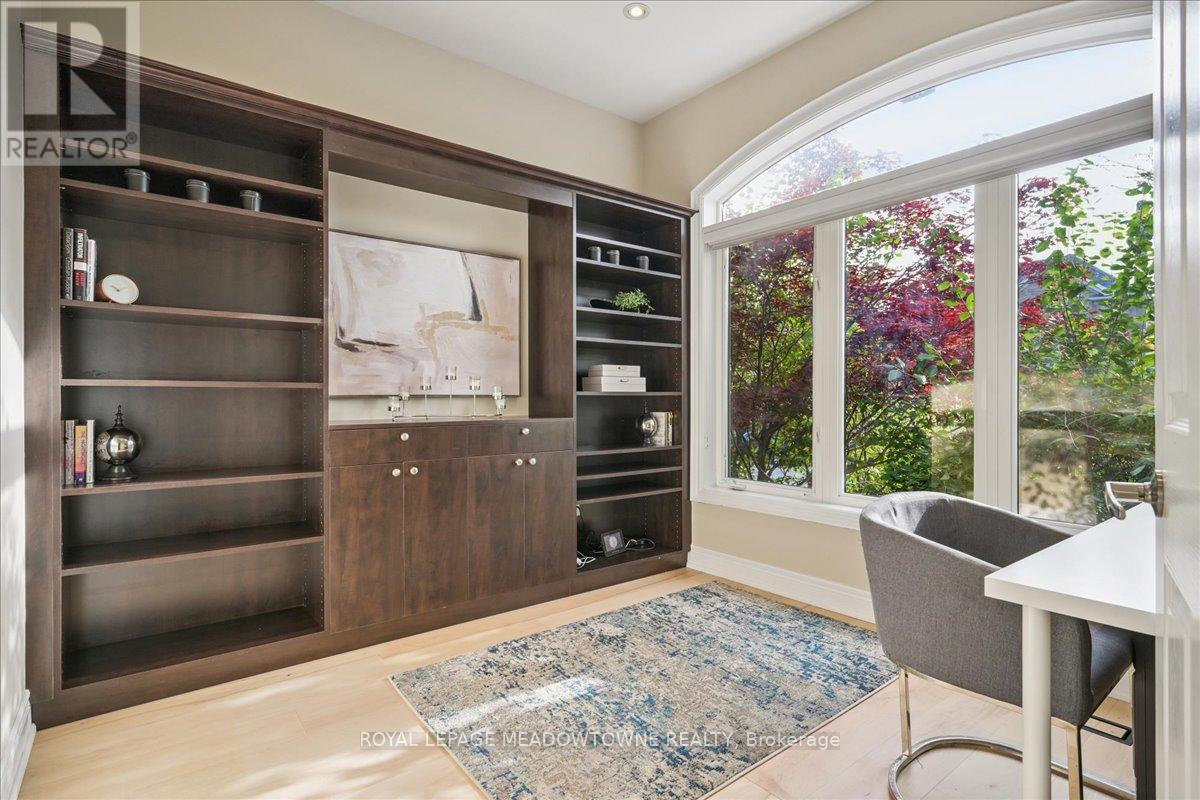 












1468 FERNCREST ROAD

,
Oakville,




Ontario
L6H7W2

